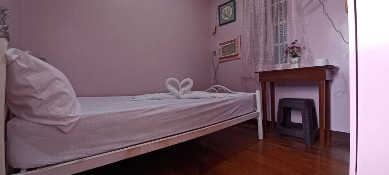 Donsol Aguluz Homestay Buitenkant foto