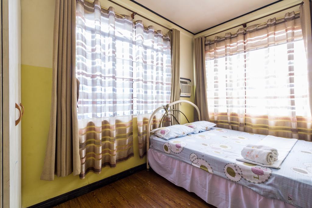 Donsol Aguluz Homestay Buitenkant foto