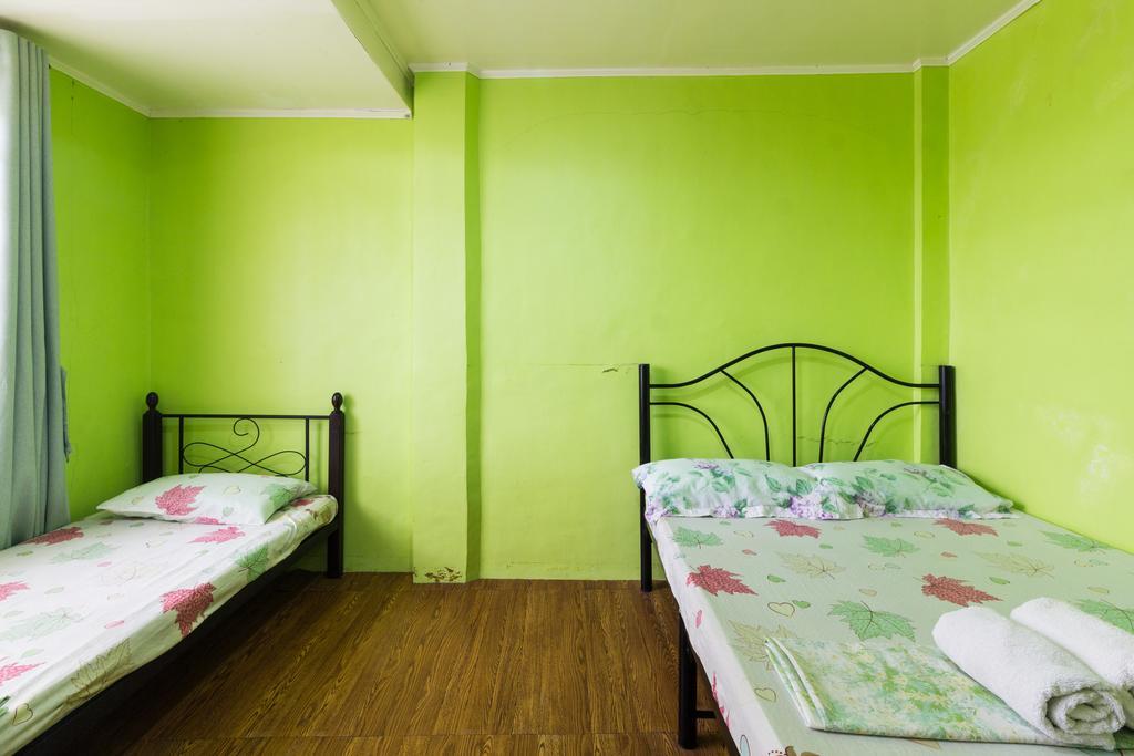 Donsol Aguluz Homestay Buitenkant foto